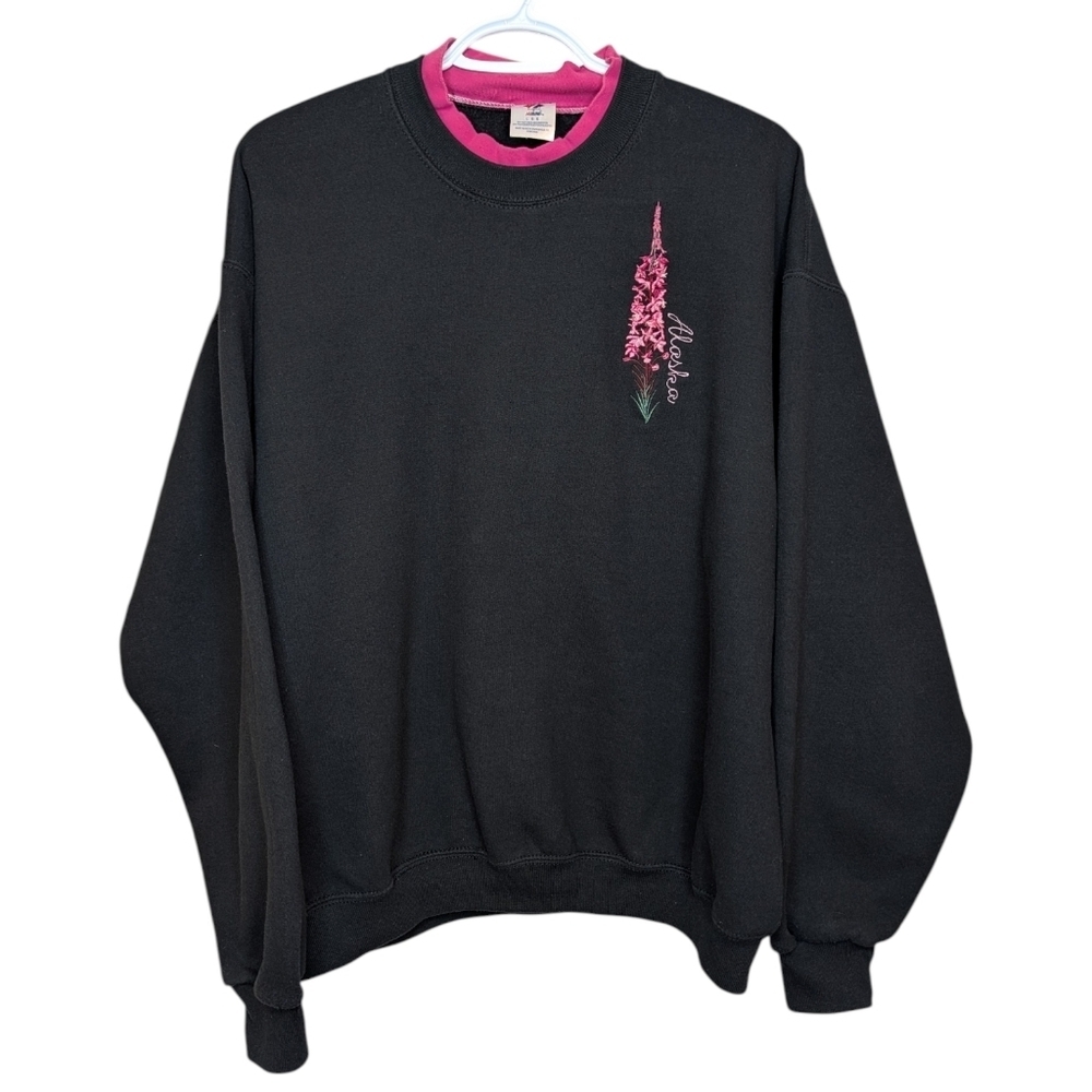 Vintage Alaska Embroidered Crewneck Sweatshirt Jerzees Black Pink Large